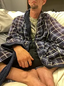 Snapshot of joeiandola chatting on November 25, 2025, 8:03 am joeiandola online show from November 25, 2025, 8:03 am