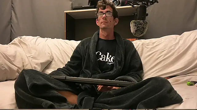 Snapshot of joeiandola chatting on December 14, 2025, 4:34 pm joeiandola online show from December 14, 2025, 4:34 pm