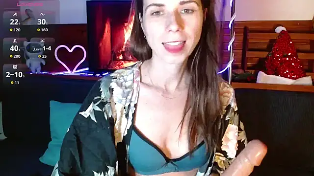 Snapshot of Trinity_Fire chatting on December 18, 2025, 5:46 am Trinity Fire online show from December 18, 2025, 5:46 am