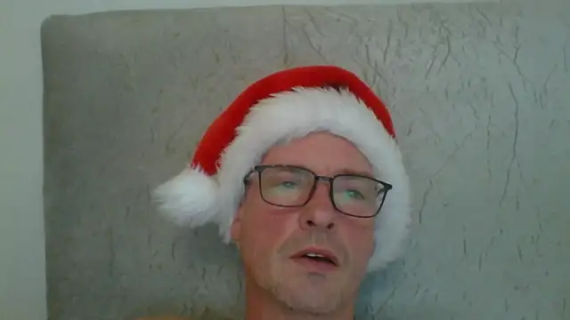 Snapshot of mrtickle0025 chatting on December 17, 2025, 10:32 am mrtickle0025 online show from December 17, 2025, 10:32 am
