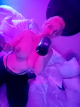 Snapshot of Wendyx666_Pika chatting on October 6, 2025, 9:45 pm Wendyx666 Pika online show from October 6, 2025, 9:45 pm