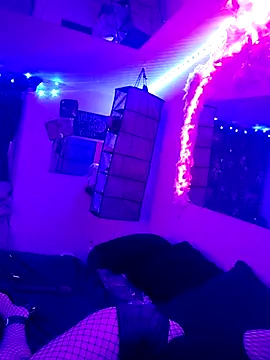 Snapshot of Wendyx666_Pika chatting on December 15, 2025, 12:48 am Wendyx666 Pika online show from December 15, 2025, 12:48 am