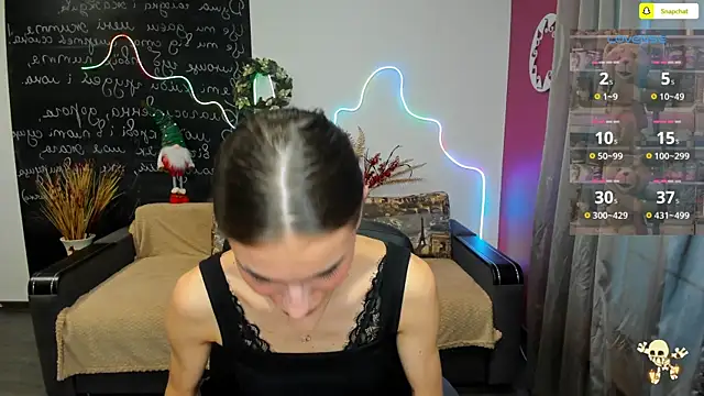 EmmyGreans online show from December 19, 2025, 7:15 am