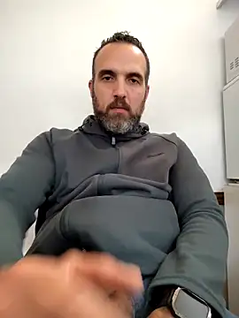 leon3875 online show from December 22, 2025, 3:31 pm