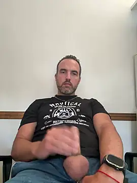 leon3875 online show from February 18, 2026, 3:19 pm