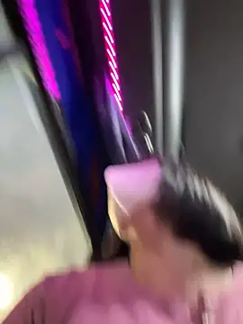 May-Squirt online show from December 2, 2025, 11:00 pm