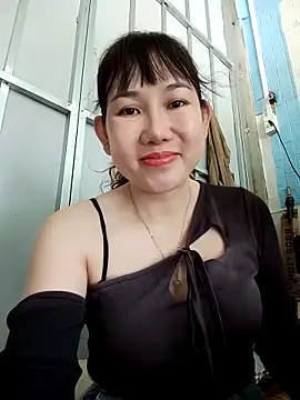 Ana love2000 online show from October 12, 2025, 3:16 am