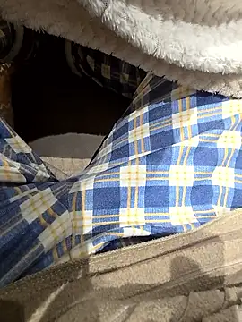 Snapshot of RIP_Curl chatting on January 5, 2026, 9:18 pm RIP Curl online show from January 5, 2026, 9:18 pm