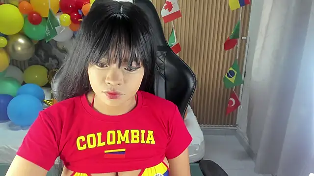 Snapshot of Lili_16 chatting on June 16, 2026, 11:13 am Lili 16 online show from June 16, 2026, 11:13 am