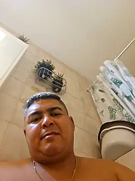 gordito xx online show from November 15, 2025, 11:32 pm