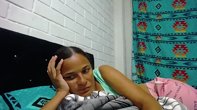 GiveLove1 online show from March 3, 2025, 2:47 am