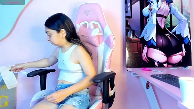 CharlotteMuller online show from February 8, 2026, 1:47 pm