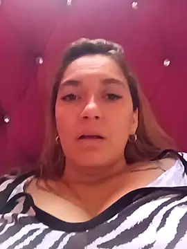 Izury Blondee online show from February 7, 2025, 11:45 am