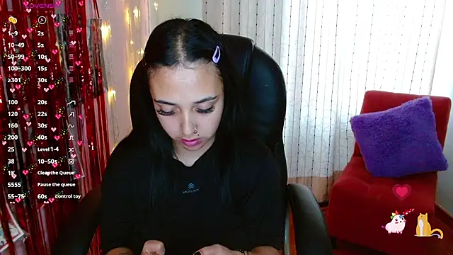 Snapshot of AmberGoddess_ chatting on November 18, 2025, 10:25 pm AmberGoddess online show from November 18, 2025, 10:25 pm