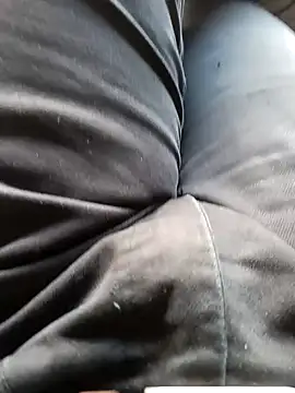 Snapshot of HeftyTheory7 chatting on November 15, 2025, 9:06 am HeftyTheory7 online show from November 15, 2025, 9:06 am