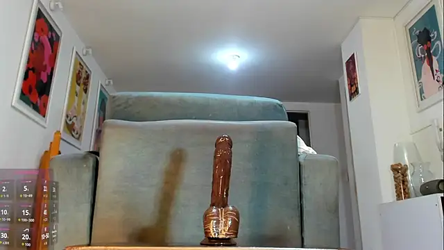 Alexxis-333 online show from September 21, 2025, 6:48 am