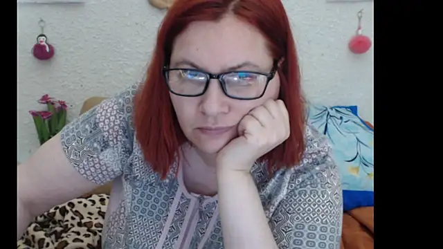 PlayfullMature online show from November 18, 2025, 2:21 pm