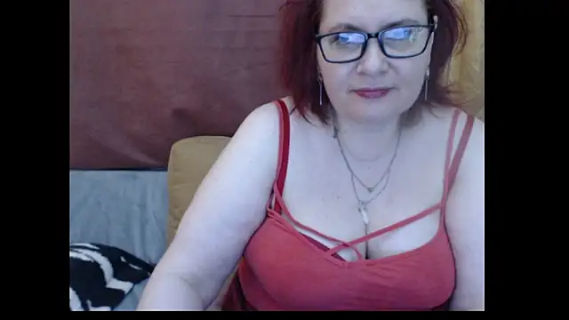 Snapshot of PlayfullMature chatting on May 2, 2026, 8:30 am PlayfullMature online show from May 2, 2026, 8:30 am