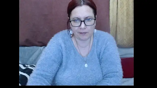 Snapshot of PlayfullMature chatting on May 15, 2026, 9:55 pm PlayfullMature online show from May 15, 2026, 9:55 pm