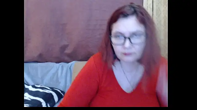 Snapshot of PlayfullMature chatting on May 20, 2026, 3:51 pm PlayfullMature online show from May 20, 2026, 3:51 pm