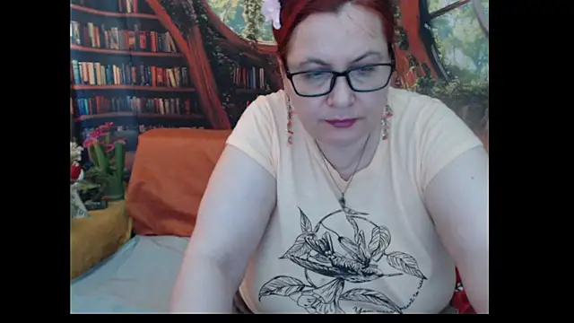 Snapshot of PlayfullMature chatting on June 27, 2026, 9:03 am PlayfullMature online show from June 27, 2026, 9:03 am
