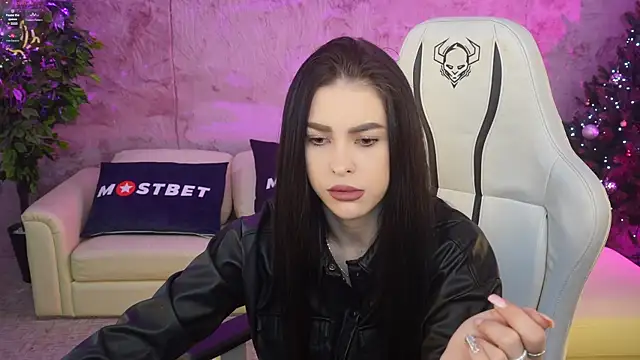 Tina Breeze online show from December 29, 2024, 11:50 am