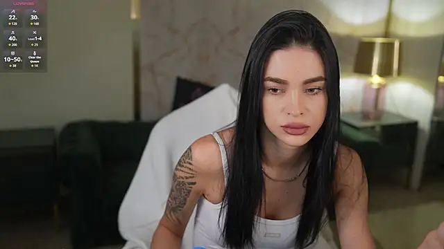 Snapshot of Tina_Breeze chatting on May 11, 2026, 10:54 am Tina Breeze online show from May 11, 2026, 10:54 am