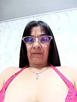 Snapshot of biancchi chatting on May 19, 2026, 12:22 pm biancchi online show from May 19, 2026, 12:22 pm