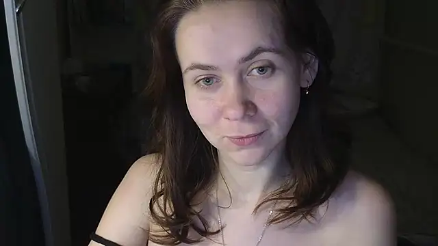 Snapshot of Riley_Roo chatting on December 4, 2025, 7:55 pm Riley Roo online show from December 4, 2025, 7:55 pm