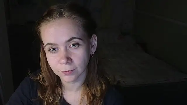 Snapshot of Riley_Roo chatting on December 16, 2025, 7:08 pm Riley Roo online show from December 16, 2025, 7:08 pm