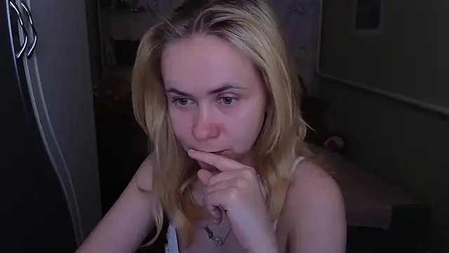 Riley Roo online show from March 23, 2026, 9:13 am