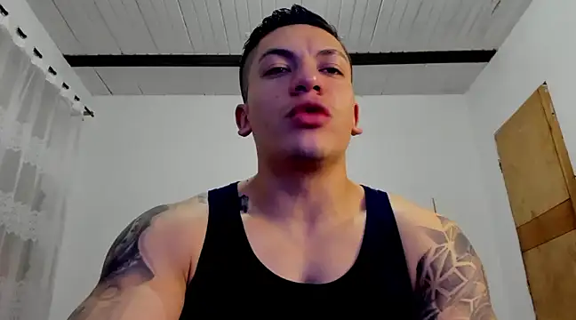 Snapshot of aquiles_51 chatting on December 19, 2024, 1:18 am aquiles 51 online show from December 19, 2024, 1:18 am