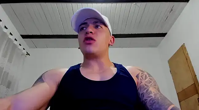 Snapshot of aquiles_51 chatting on December 24, 2024, 12:22 am aquiles 51 online show from December 24, 2024, 12:22 am