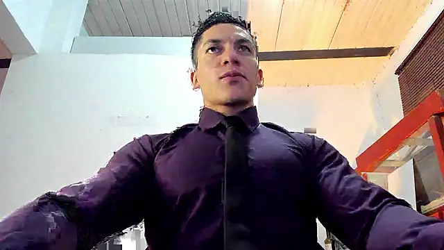Snapshot of aquiles_51 chatting on October 8, 2025, 8:28 pm aquiles 51 online show from October 8, 2025, 8:28 pm