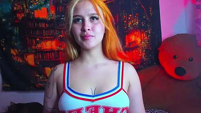 Snapshot of Elena-Rosse chatting on November 18, 2025, 1:11 am Elena-Rosse online show from November 18, 2025, 1:11 am