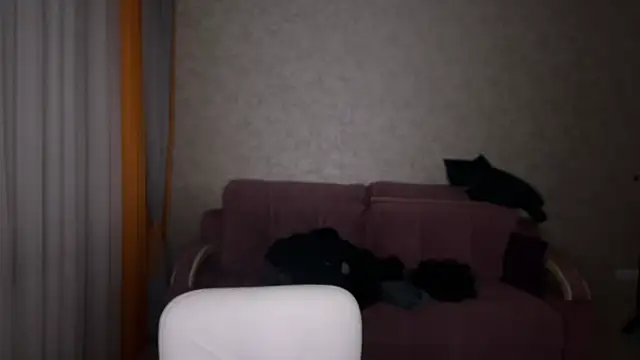 kiopiggy online show from December 19, 2025, 5:31 pm