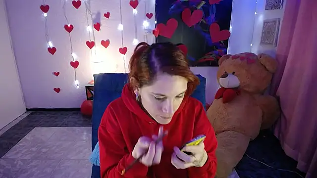 Snapshot of IsaBaileys_ chatting on February 18, 2025, 7:09 pm IsaBaileys online show from February 18, 2025, 7:09 pm