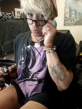 Snapshot of Mune_Raez_6 chatting on November 20, 2025, 9:25 pm Mune Raez 6 online show from November 20, 2025, 9:25 pm