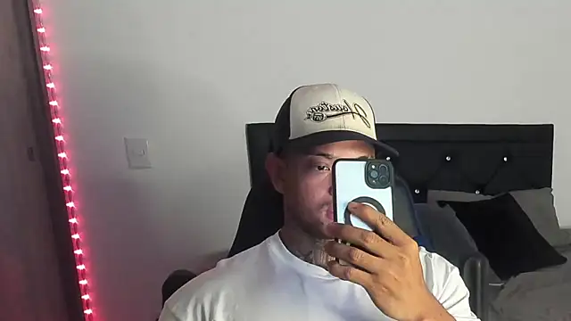 Stiven collins online show from March 9, 2025, 5:55 am