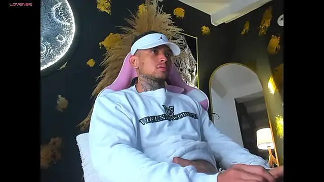 Stiven collins online show from September 29, 2025, 9:25 am