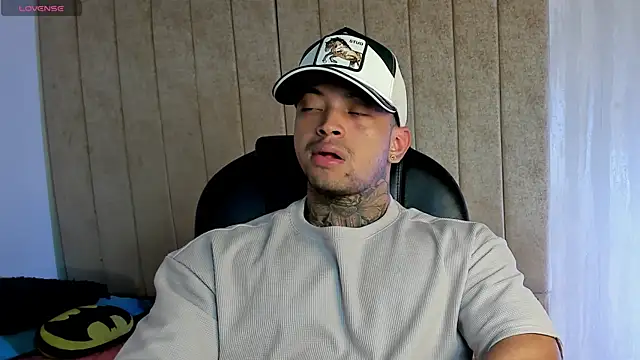 Stiven collins online show from April 21, 2026, 2:01 pm