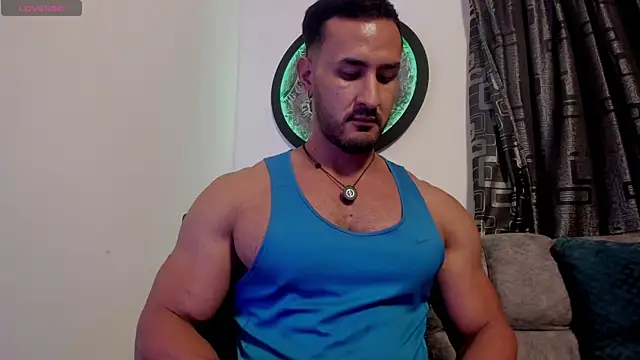 Snapshot of curt_xxx chatting on May 24, 2026, 2:05 am curt xxx online show from May 24, 2026, 2:05 am