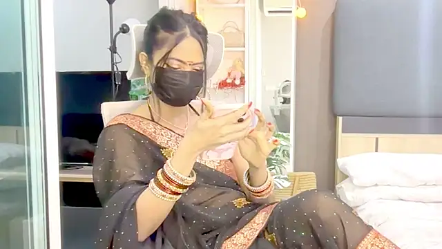 Monalisadon018 online show from January 17, 2026, 5:49 pm