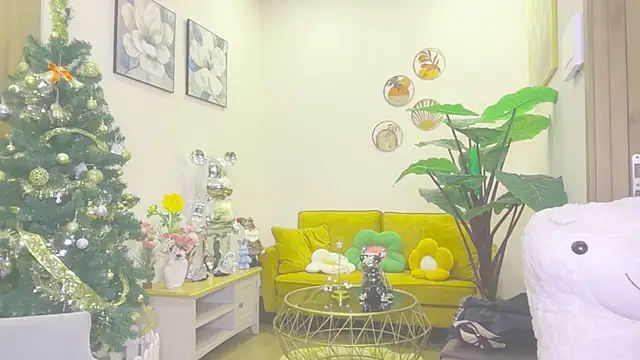 Monalisadon018 online show from February 16, 2026, 2:46 pm