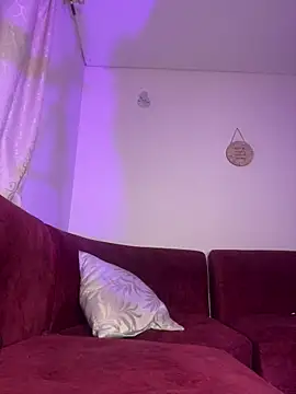 Snapshot of Chloemercury chatting on December 16, 2025, 7:02 am Chloemercury online show from December 16, 2025, 7:02 am