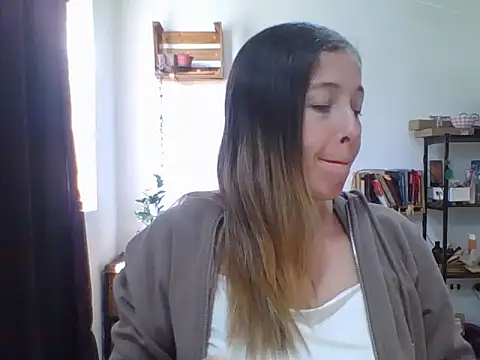 charlott ponce online show from February 8, 2026, 6:55 pm