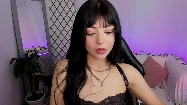 Snapshot of _mia_collins_b_ chatting on May 14, 2026, 11:00 pm mia collins b online show from May 14, 2026, 11:00 pm