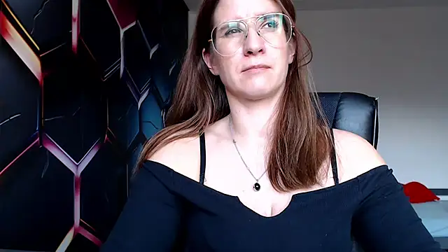 Snapshot of KayaRose chatting on December 19, 2024, 10:13 am KayaRose online show from December 19, 2024, 10:13 am