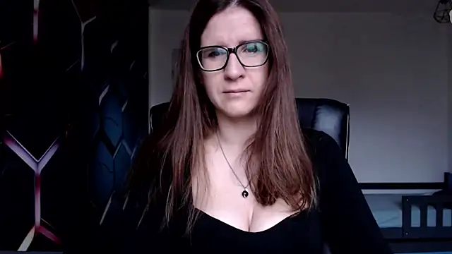 Snapshot of KayaRose chatting on December 28, 2024, 7:11 am KayaRose online show from December 28, 2024, 7:11 am