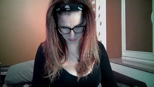 Snapshot of KayaRose chatting on October 24, 2025, 8:16 pm KayaRose online show from October 24, 2025, 8:16 pm